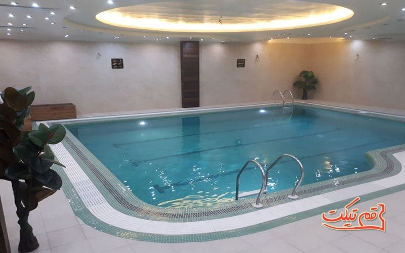 استخر-هتل-ملل-قم